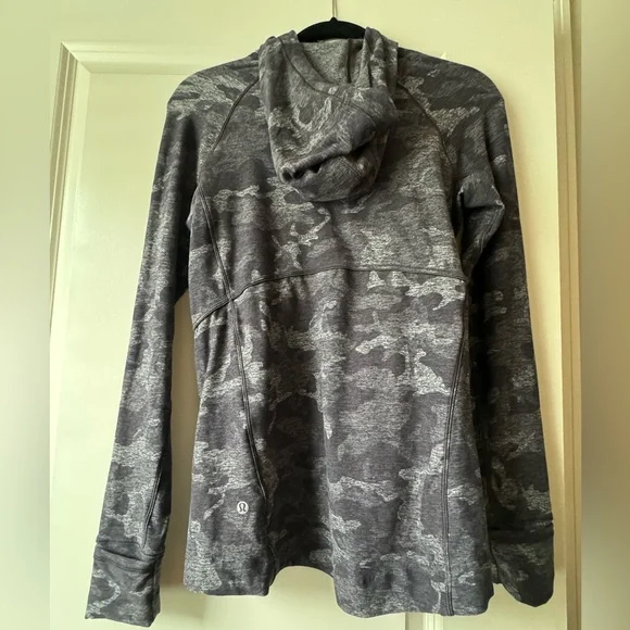 LILULEMON Warm Stabilizer 1/2 Zip Hoodie - Picture 10 of 11